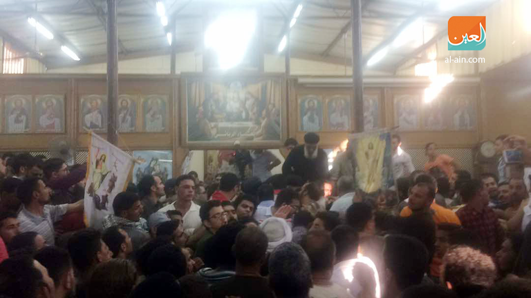 مشهد من جنازة أحد الضحايا