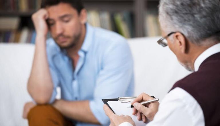 كتمان الأسرار يؤدي إلى ظهور التجاعيد