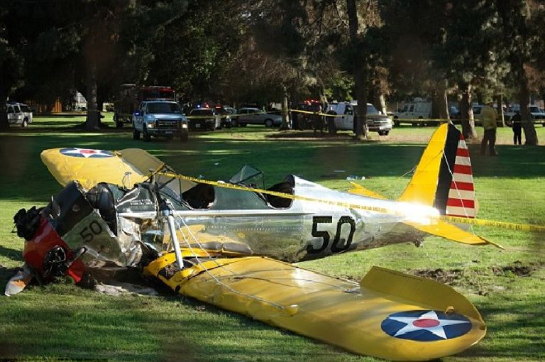 النجم هاريسون فورد