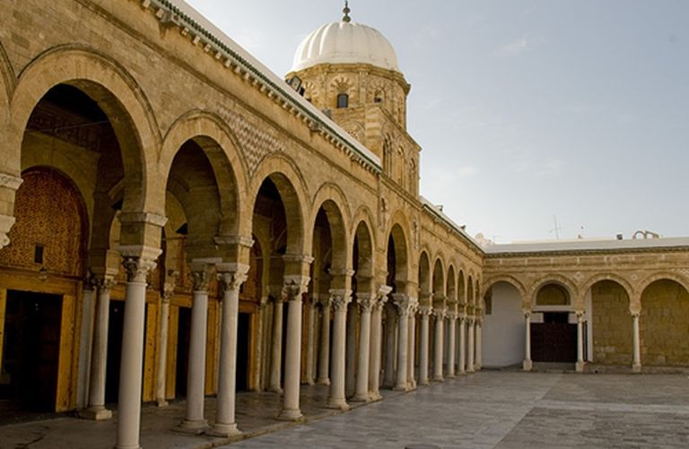 عبد الرحمن بن خلدون مؤسس علم الاجتماع