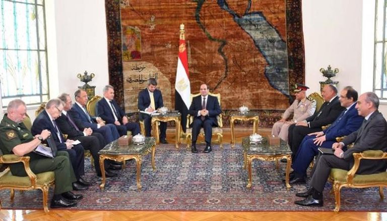 الرئيس المصري يشيد بالحوار الاستراتيجي مع روسا 