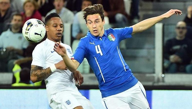 مدرب إيطاليا ينتقد مانشستر يونايتد بسبب دارميان