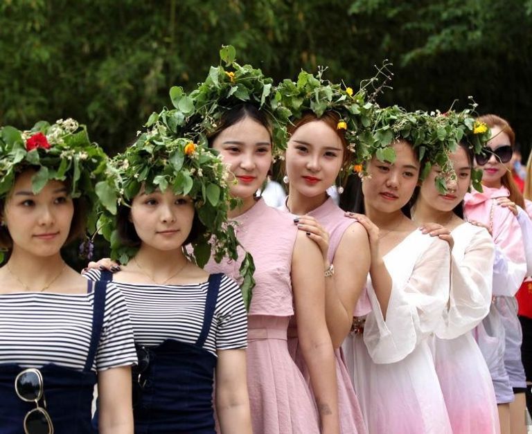 مهرجان تجمُع التوائم بالصين