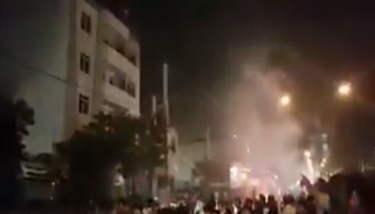 إصابة 17 شخصا في انفجار قوي بمدينة شيراز الإيرانية