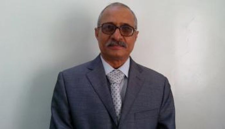 الدكتور إسماعيل الخلي رئيس فرع نقابة الصيادلة اليمنيين الأوبئة تضرب اليمن