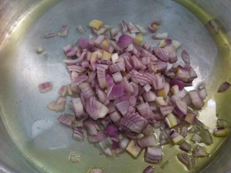 طاجن البامية بالفلفل والكزبرة