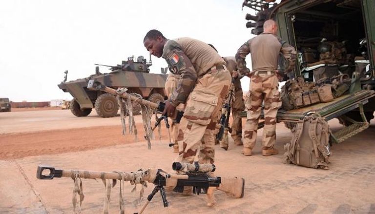 جانب من القوات الفرنسية في مالي - رويترز