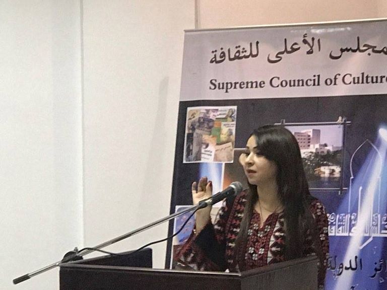 الشاعر الراحل محمود درويش