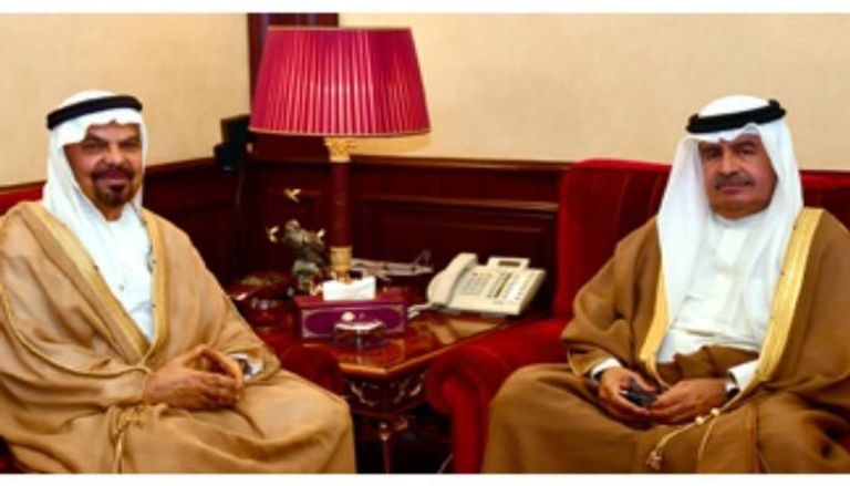 نائب رئيس مجلس الوزراء البحريني والسفير الإماراتي لدى المنامة 