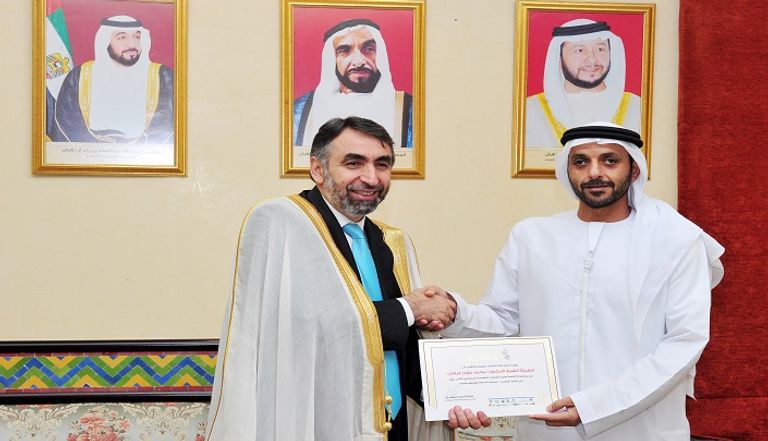 جانب من البرنامج الفكري لنادي تراث الإمارات