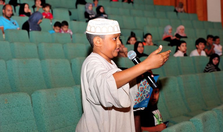 جانب من البرنامج الفكري لنادي تراث الإمارات