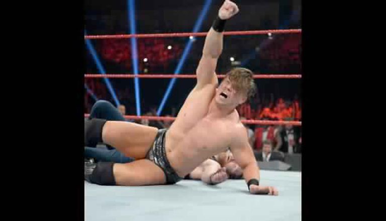 ساموا جو بعد الفوز بالنزال الخماسي