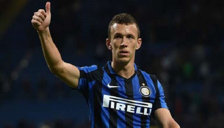 مورينيو مع لوك شاو