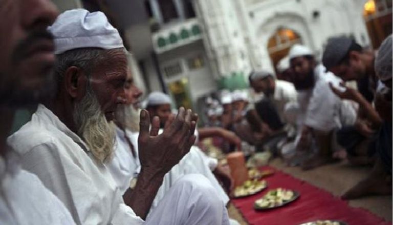 رمضان الهند.. عبادة وتجمعات واحتفالات