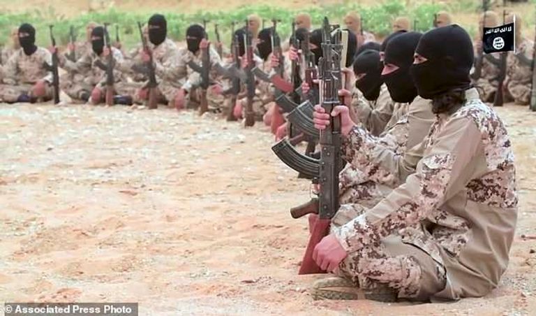 نبرة داعش تغيرت كثيرا بعد هزائمه