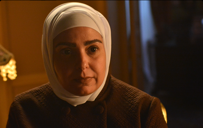 الفنانة صابرين مجسدة زينب الغزالي