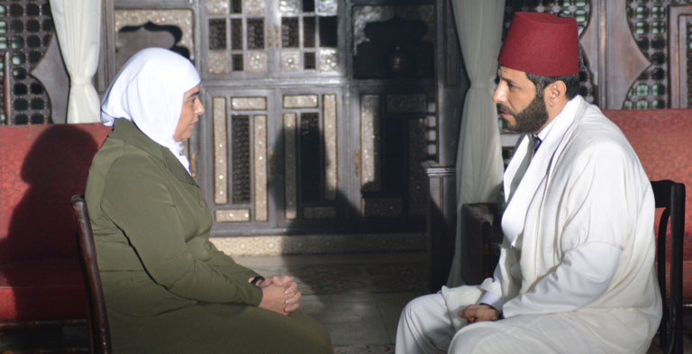 الفنانة صابرين مجسدة زينب الغزالي