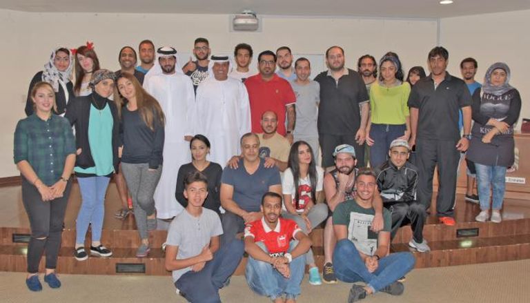 صورة جماعية للمشاركين