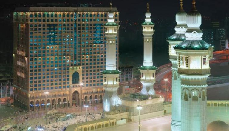 فنادق مكة تعيد أموال المعتمرين
