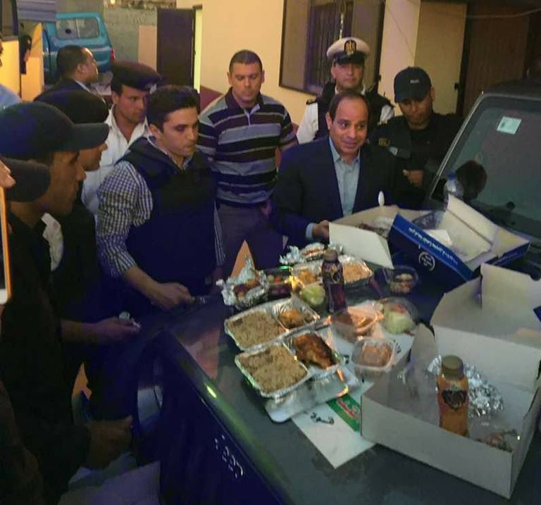 السيسي مع أفراد الكمين