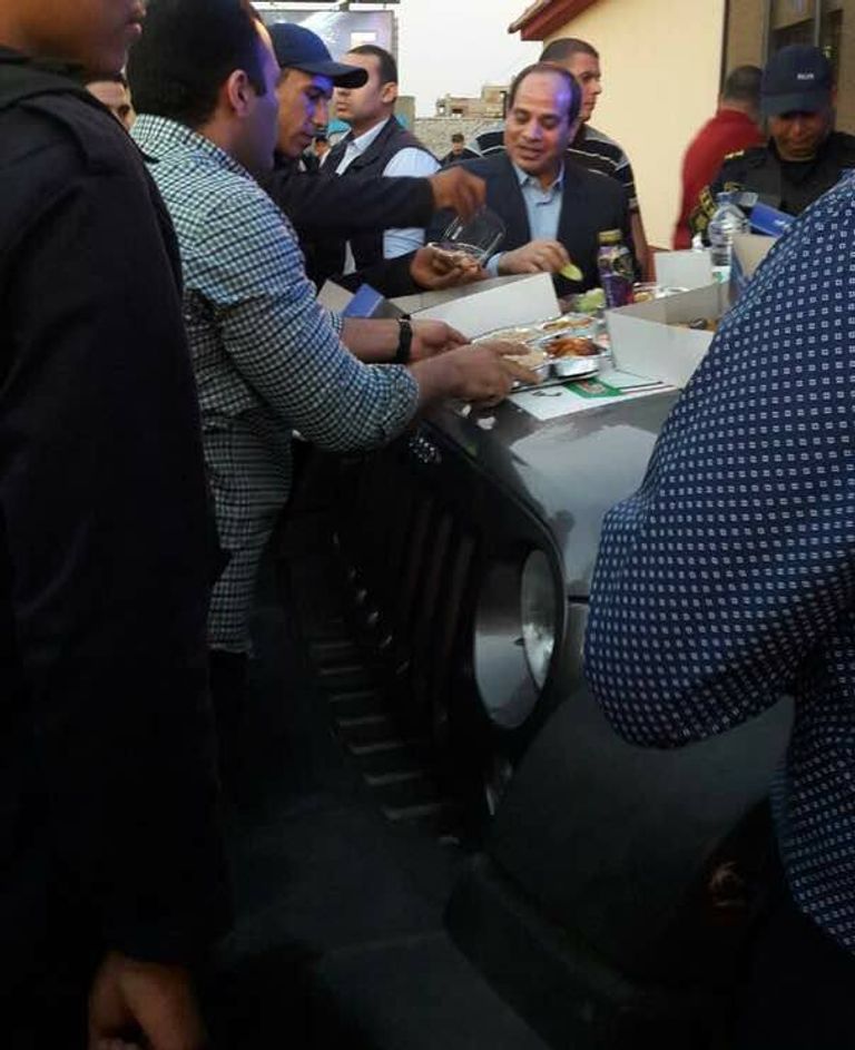 السيسي مع أفراد الكمين