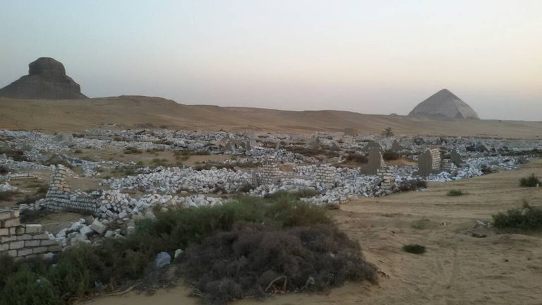 إزالة التعديات منطقة دهشور منذ عام ٢٠١٢