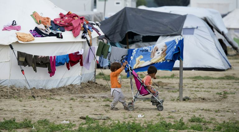 أطفال اللاجئين