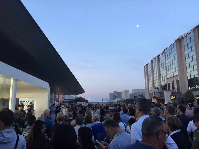 عطل التيار الكهربائي أدى إلى إلغاء رحلات