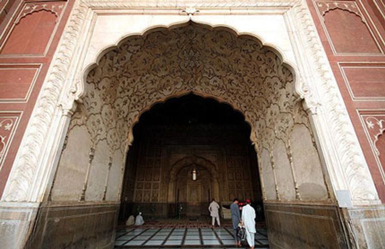 مسجد بادشاهي