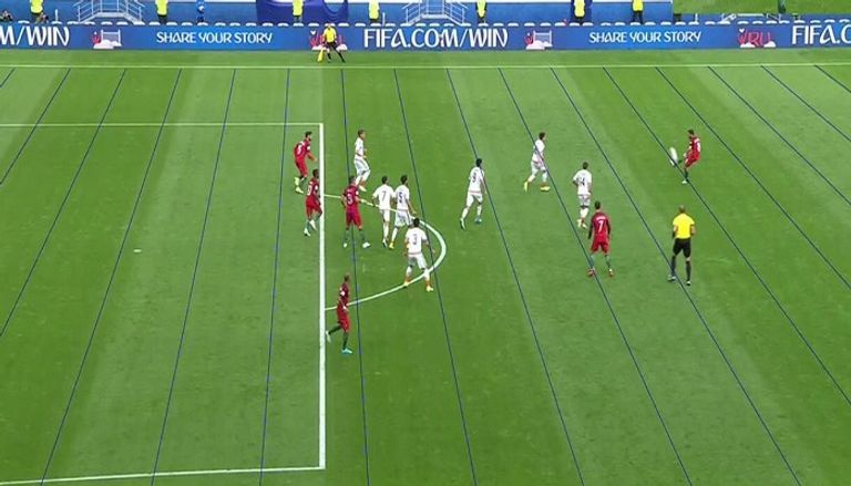 بيبي في موقف تسلل قبل أن يهدي الكرة لرونالدو صدمة البرتغال بعد إلغاء الهدف