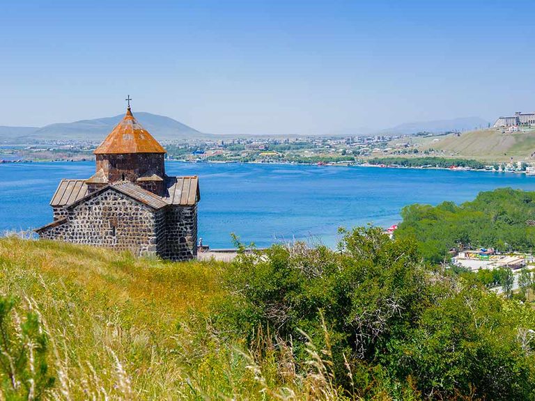 سافر بأمان واختر الأفضل لك ولعائلتك