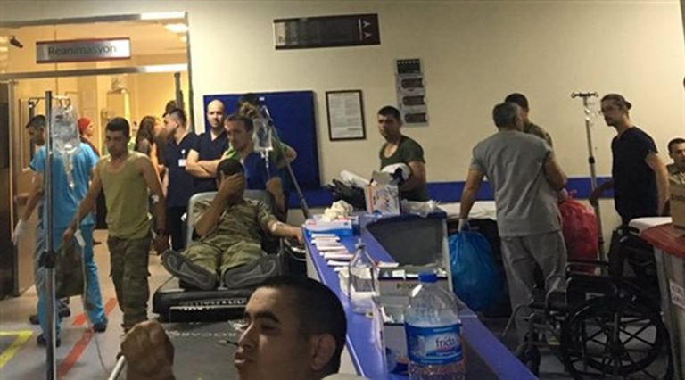 جنود أتراك في المستشفى لتلقي العلاج