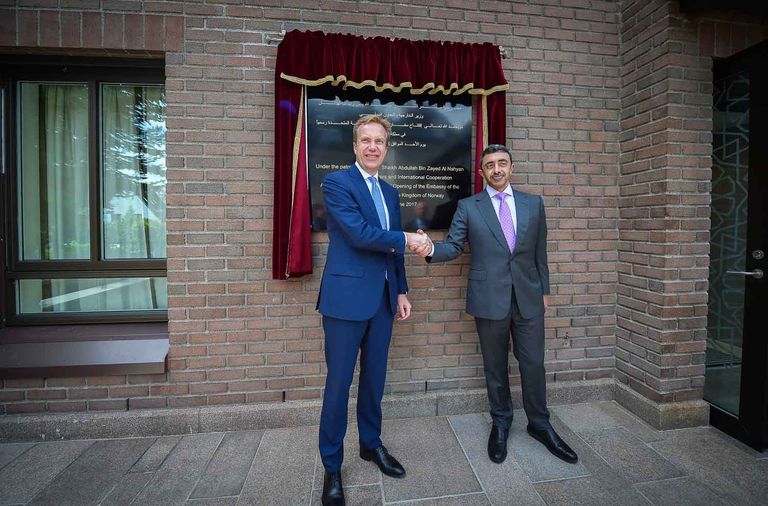 عبد الله بن زايد يفتتح المقر الجديد لسفارة الإمارات في النرويج