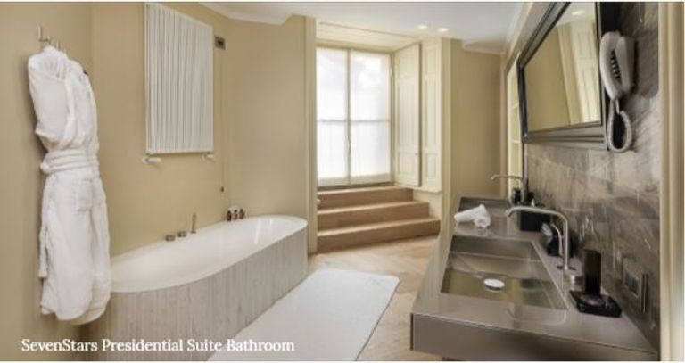 المفارش من الذهب والحرير