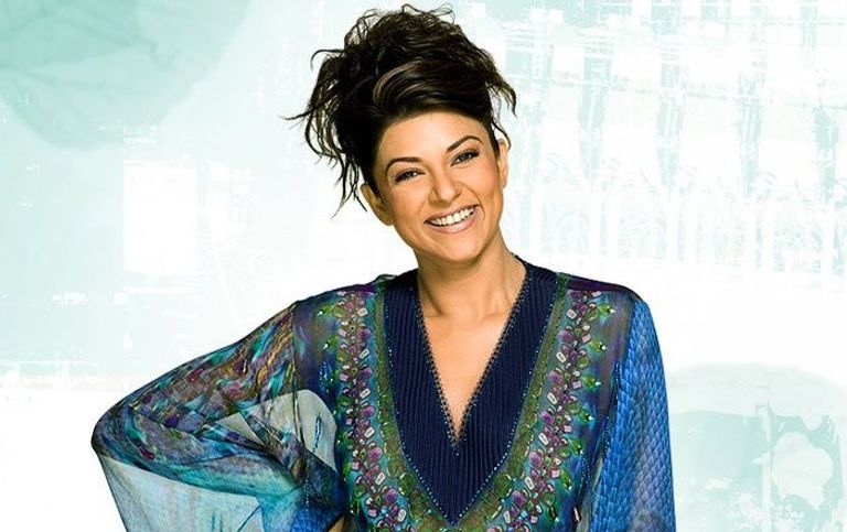 10 نجمات في بوليوود تخطين سن الأربعين ومازلن جميلات