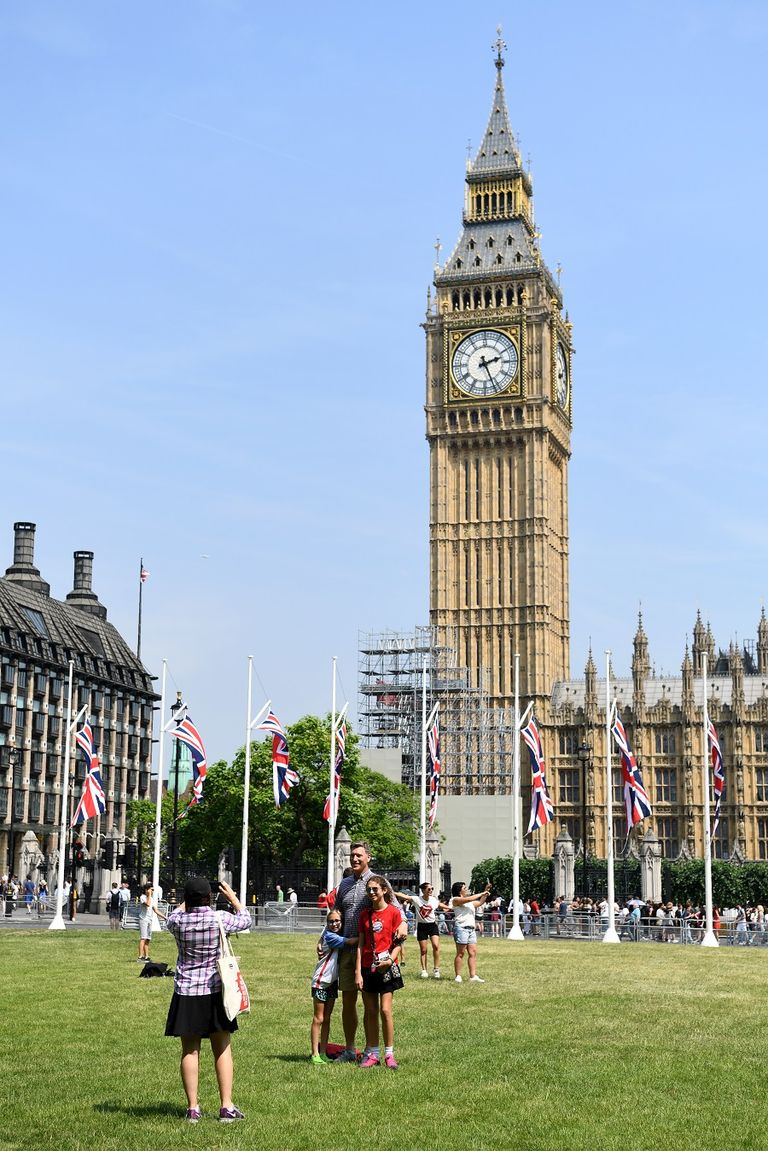 موجة الحر تضرب أوروبا - الفرنسية