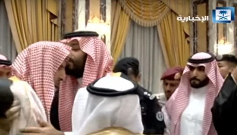 مفتي السعودية يبايع محمد بن سلمان وليا للعهد