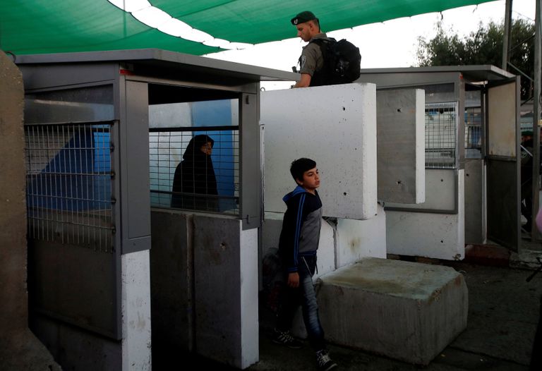 الفلسطينيون أدوا صلاة أول جمعة في رمضان بالأقصى - أرشيفية