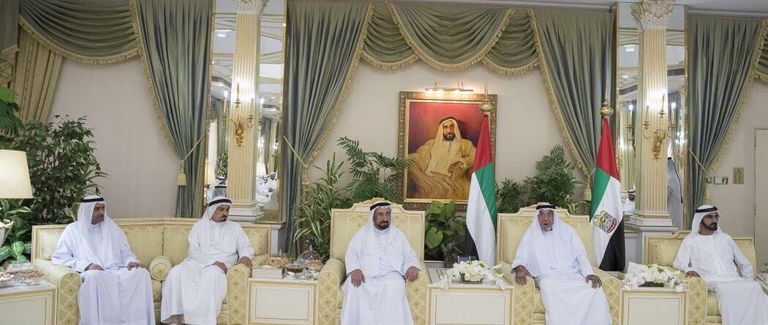 الشيخ خليفة بن زايد آل نهيان يستقبل حكام الإمارات 