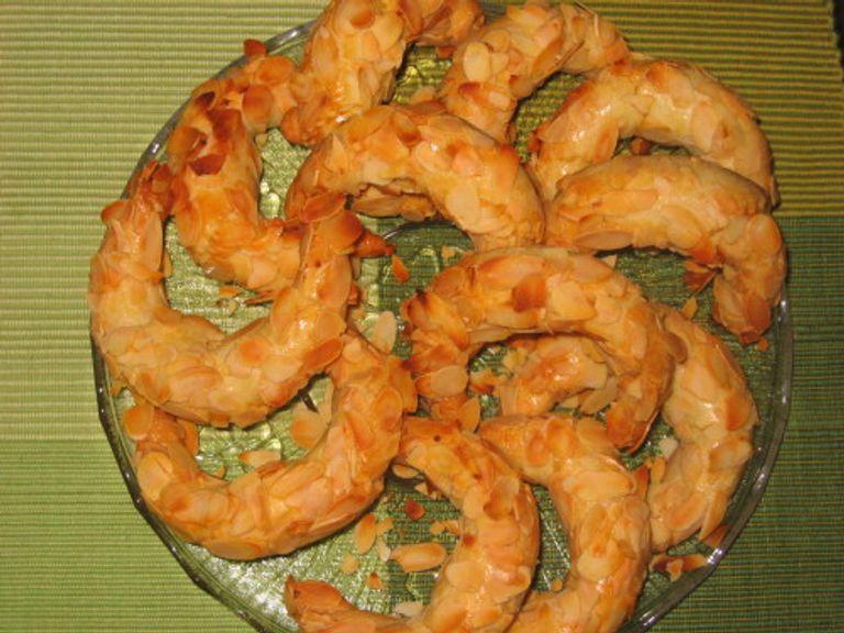 العيد في العالم الإسلامي.. الحلوى ترسم جغرافيا جديدة للبهجة