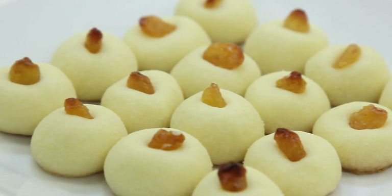 العيد في العالم الإسلامي.. الحلوى ترسم جغرافيا جديدة للبهجة