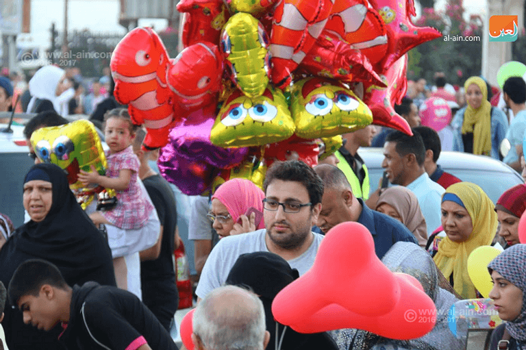 كاميرا "العين" ترصد فرحة المصريين بالعيد