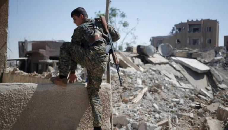 داعش يتشبث بالرقة بعد دحره في الموصل