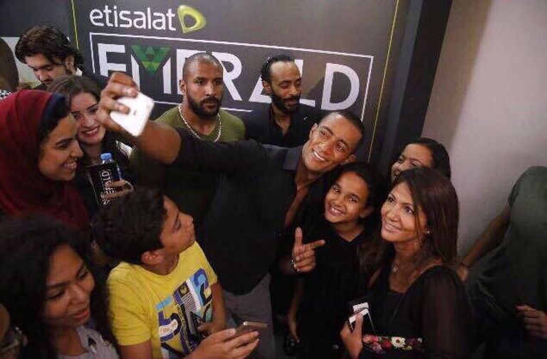 محمد رمضان مع أسرة الرئيس الراحل السادات