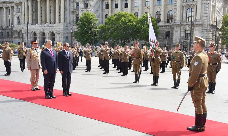 الرئيس المصري ورئيس الوزراء المجري