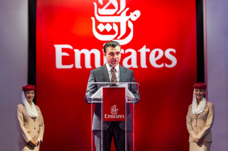 وفد طيران الإمارات في كمبوديا