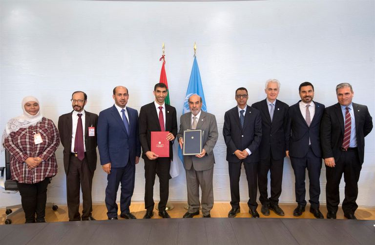 الدكتور ثاني بن أحمد الزيودي وزير التغير المناخي والبيئة الإماراتي