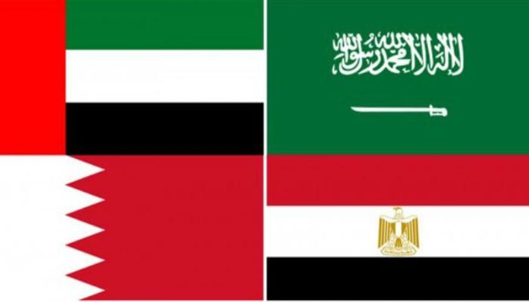 أعلام الإمارات والسعودية ومصر والبحرين 