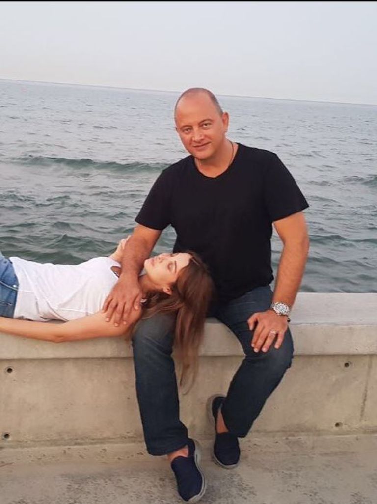 نجوم الفن يستمتعون بعطلاتهم الصيفية