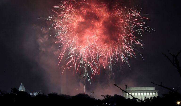 احتفالات الأمريكيين بيوم الاستقلال